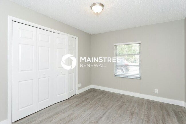 Building Photo - 4 Bedroom Pet-Friendly Home in Coral Springs, FL with Main Street Renewal