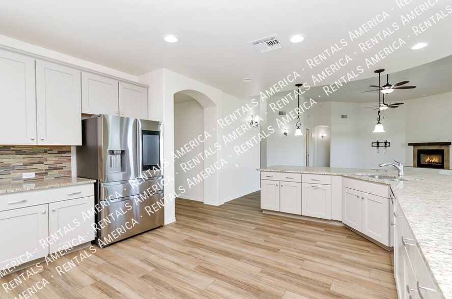 Building Photo - 9441 E Purple Orchid Pl