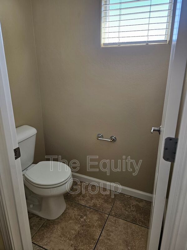 Building Photo - 5115 W Pianosa Ave