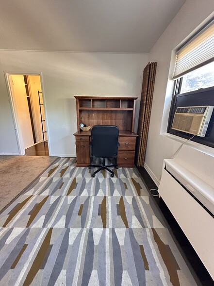 Building Photo - 411 Park Pl