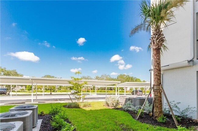 Building Photo - 18411 Copperhead Dr