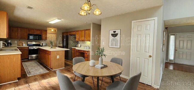 Building Photo - 2330 Burdett Ridge Dr