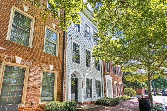 Building Photo - 1703 Potomac Greens Dr