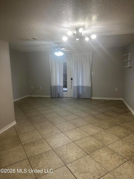 Building Photo - 1625 Martin Bluff Rd