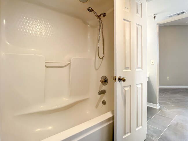 Building Photo - 3013 S Atlantic Ave