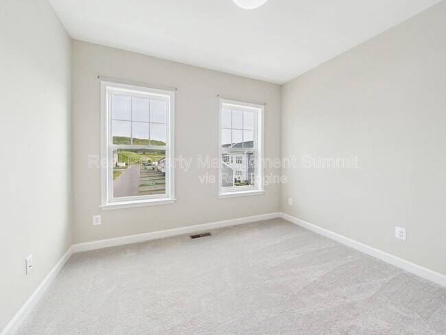 Building Photo - 3284 Charleston Blvd