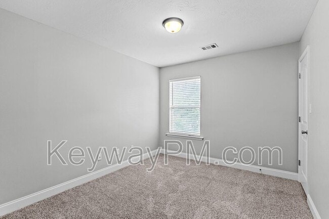 Building Photo - 1132 Sierra Ln