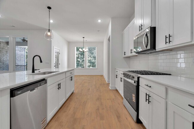 Building Photo - 2907 N Grey Squirrel Dr