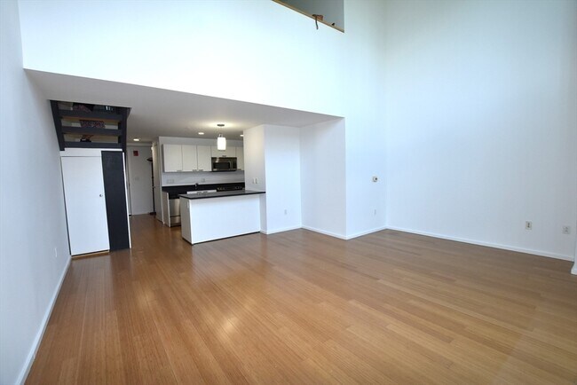 Building Photo - 1 Earhart St