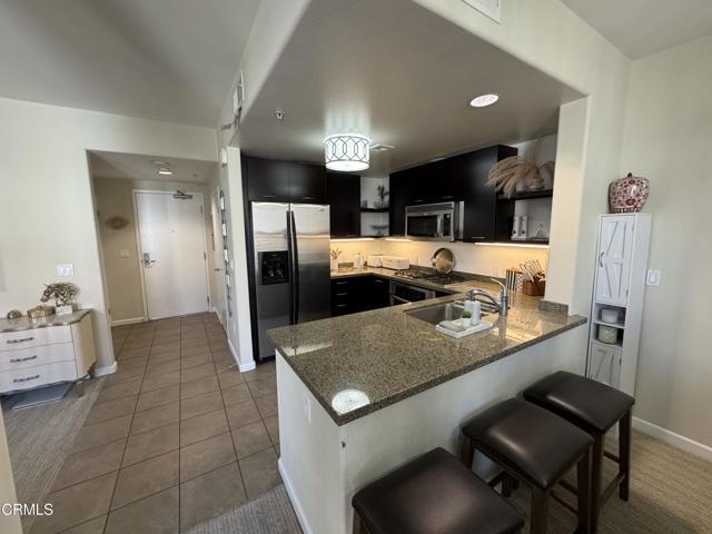 Building Photo - 250 N 1st St