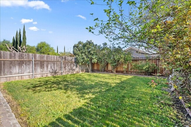 Building Photo - 6830-6830 Concert Way