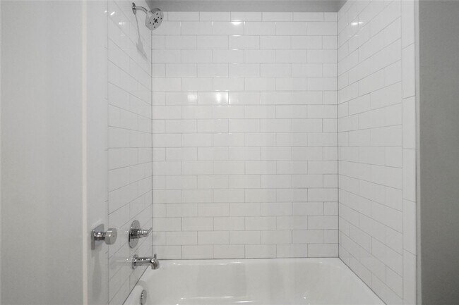 Building Photo - 6424 Cebra St