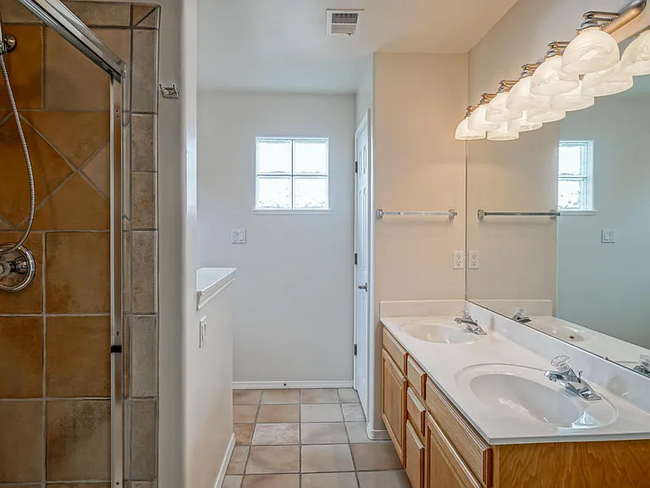 Building Photo - 8709 Tierra Alegre Dr NE