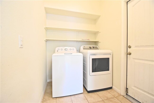 Building Photo - 13700 Sage Grouse Dr