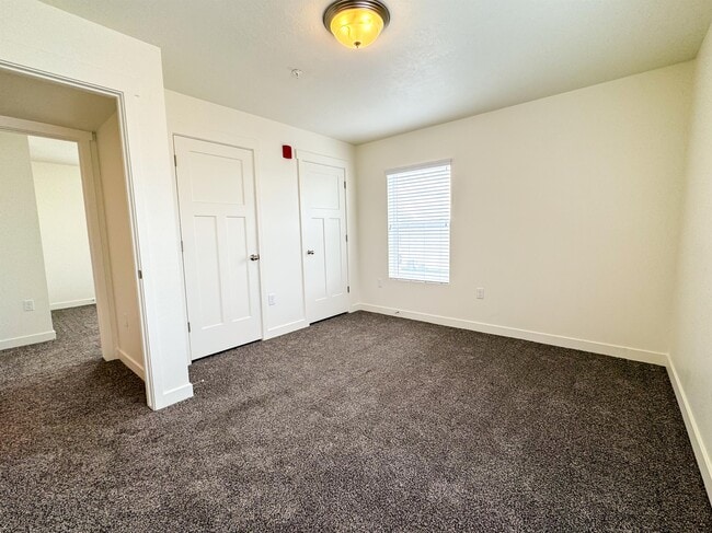 Building Photo - 531 S 850 E