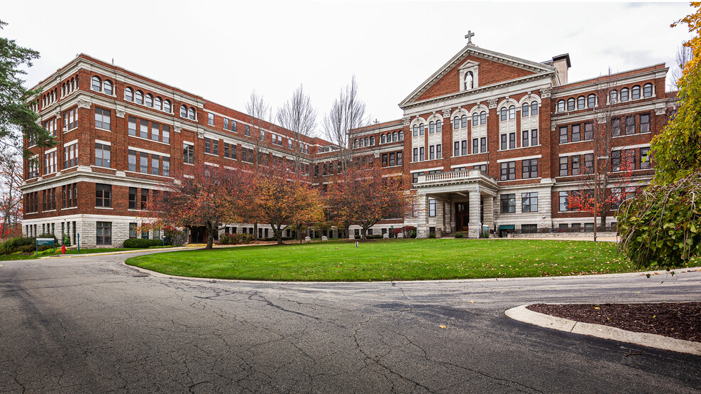 Building Photo - Academy Manor