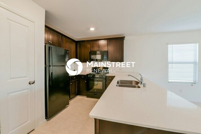 Building Photo - 3 Bedroom Pet-Friendly Home in Fort Worth, TX with Main Street Renewal