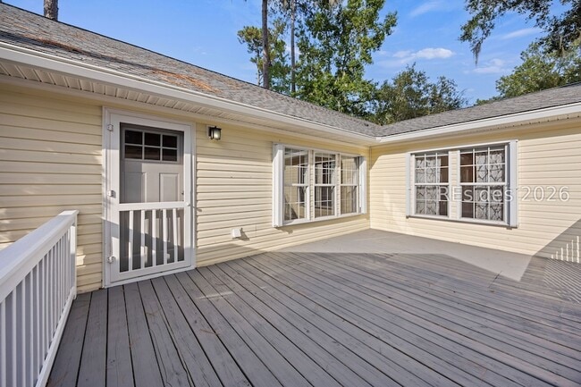 Building Photo - 65 River Tree Cir