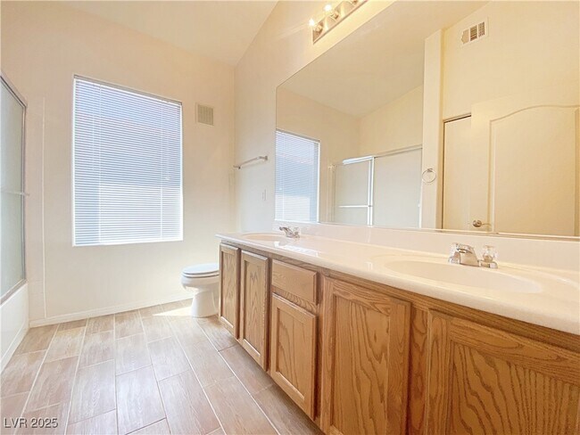 Building Photo - 3481 Desert Cliff St