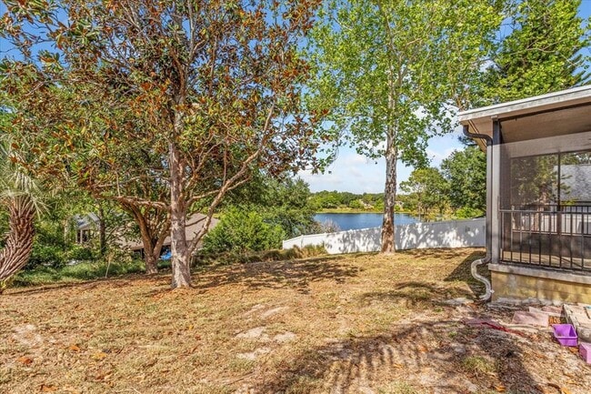 Building Photo - 11640 Pineloch Loop