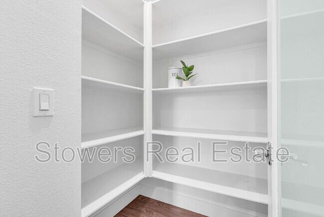 Building Photo - 1416 Julia Ln