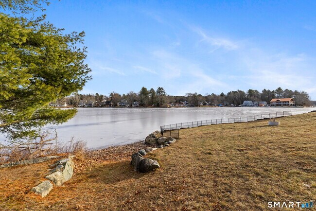 Building Photo - 120 Kenwood Rd