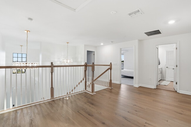 Building Photo - 18579 Ives Dr