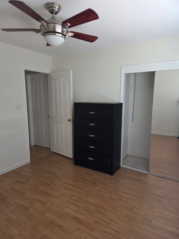 Building Photo - 412 Rosemont Dr