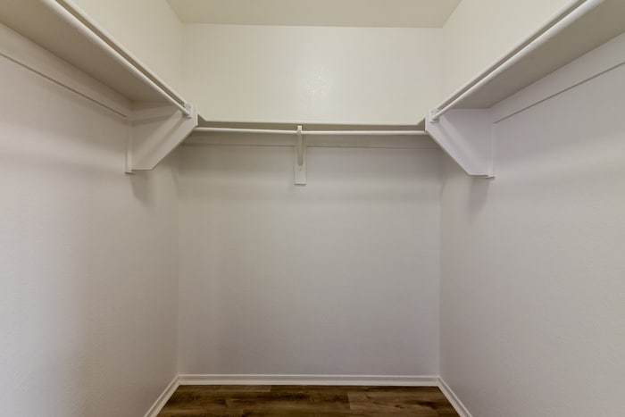 Building Photo - 8140 E Obispo Ave