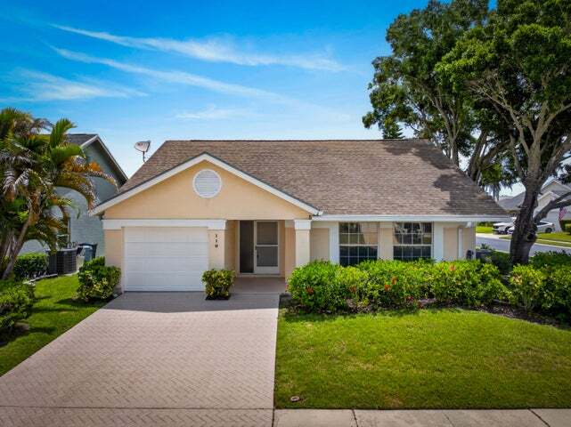 Building Photo - 119 Adobe Cir