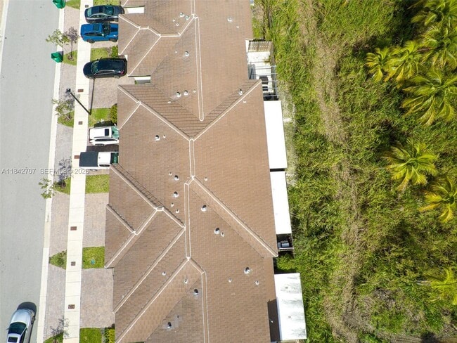 Building Photo - 10118 SW 231st Ln