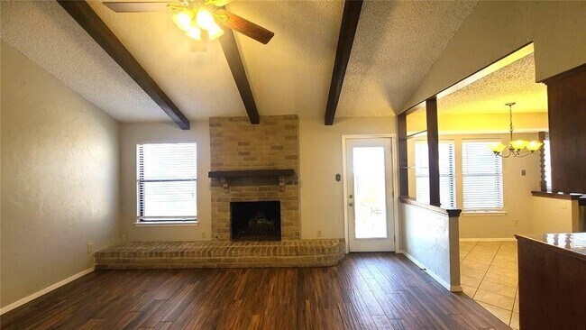 Building Photo - 13112 Lamplight Village Ave