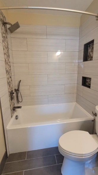 Building Photo - 11616 Summer Oak Dr