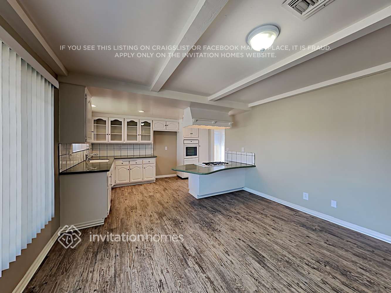 Building Photo - 1440 Whittier Ave