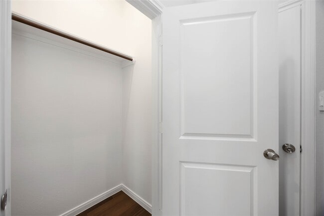 Building Photo - 4938 Paradigm Ln