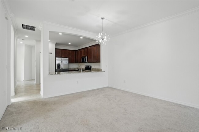 Building Photo - 1767 Alameda Dr