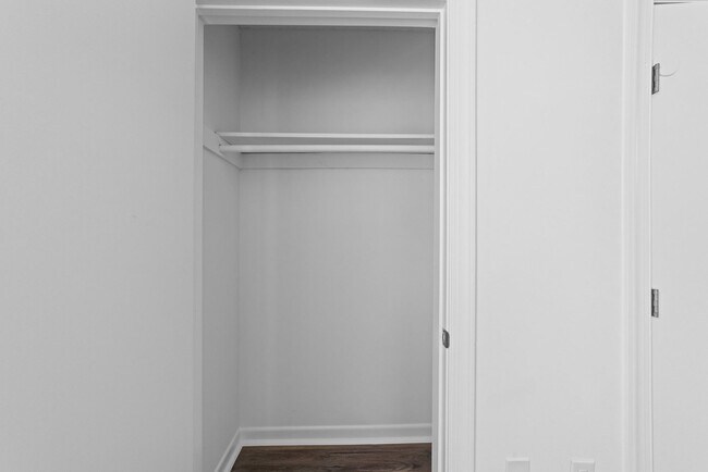 Building Photo - 2112 Ruark Ct