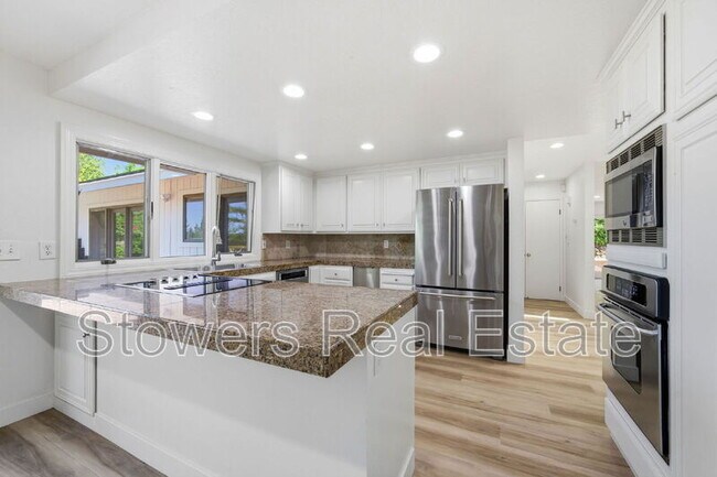 Building Photo - 155 Mountain Canyon Pl