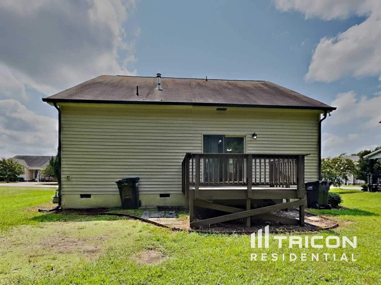 Building Photo - 162 Carissa Dr