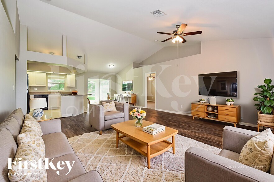 Building Photo - 3619 NW 41st Ln