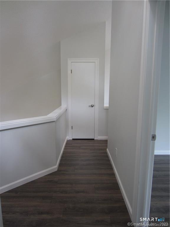 Building Photo - 8 Staunton Ct