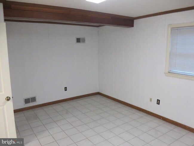 Building Photo - 6322 Linway Terrace