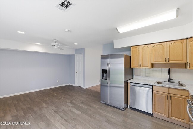 Building Photo - 280 Fairfield Pl