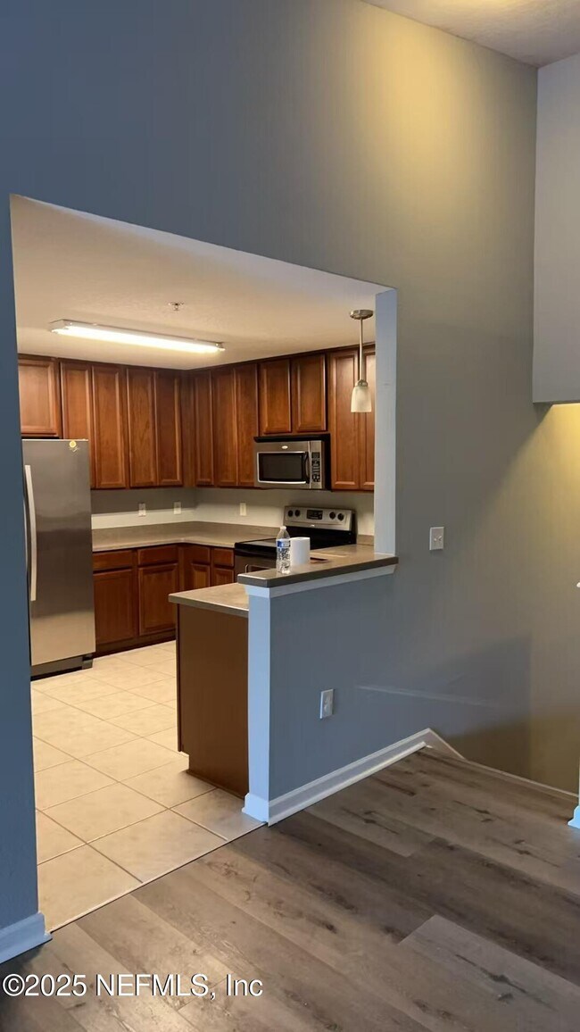 Building Photo - 13827 Herons Landing Way