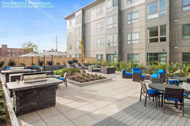 Building Photo - 180 Eastern Ave