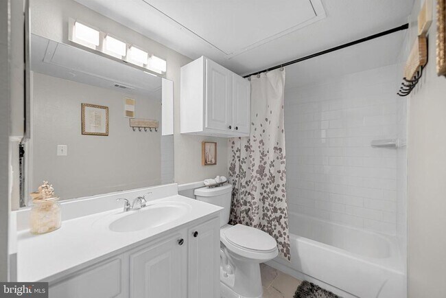 Building Photo - 12152 Penderview Terrace