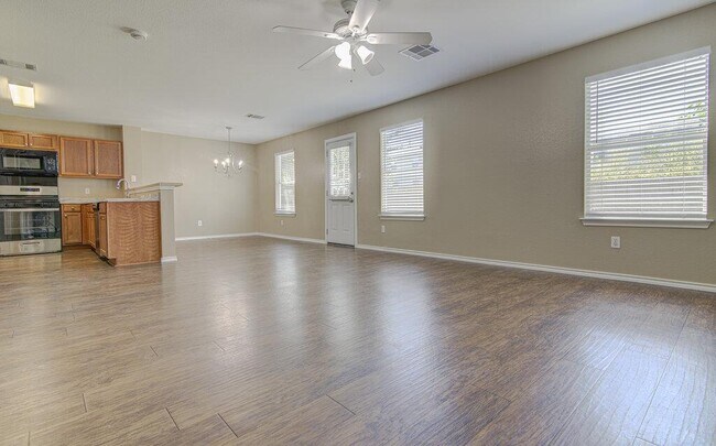 Building Photo - 236 Black Forest Rd