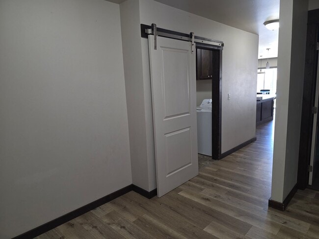 Building Photo - $500 OFF First Month's Rent! Spacious 3BR/2BA Home in Quiet Belgrade Neighborhood with Fenced Bac...