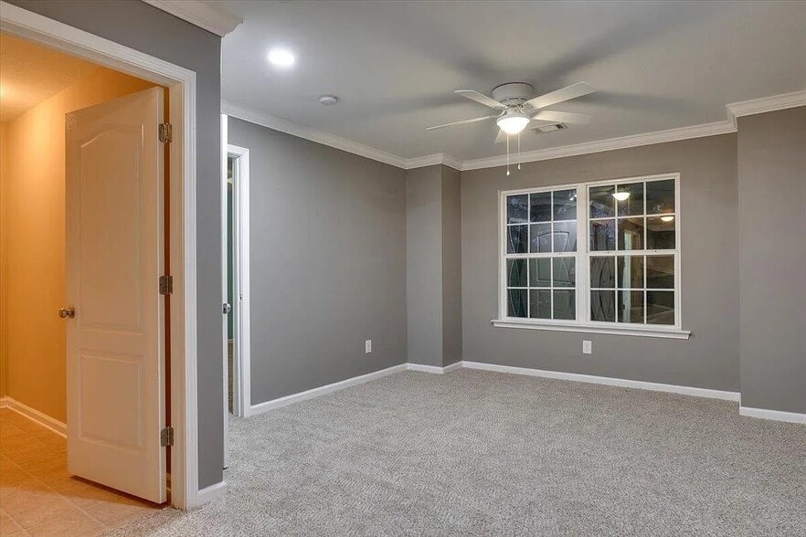 Building Photo - 756 Keyes Dr