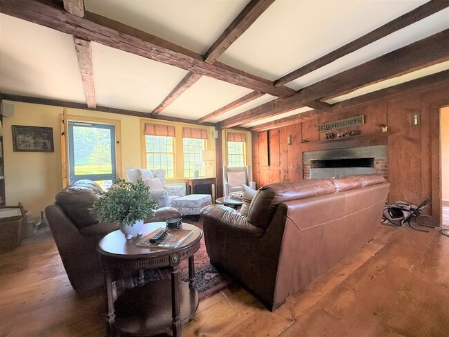 Building Photo - 28 Dugway Rd